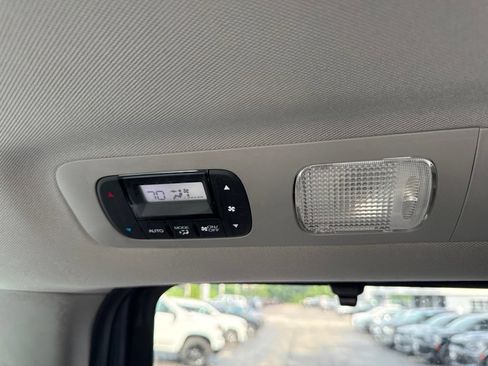 Used 2016 Honda Odyssey EX-L image 19