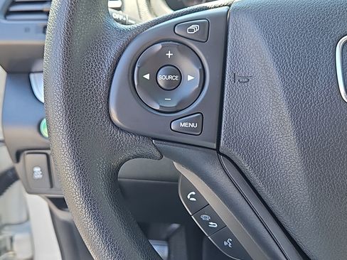 Used 2015 Honda CR-V LX image 11