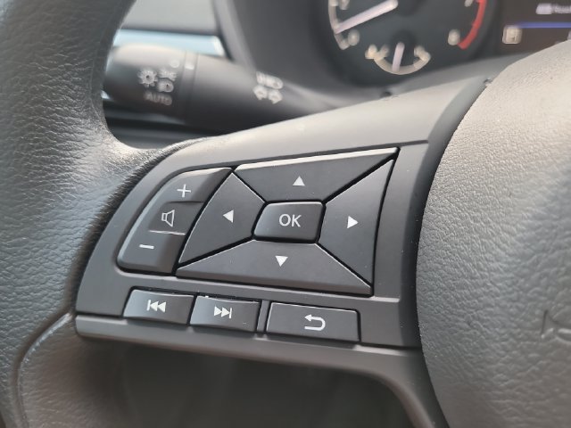 Used 2025 Nissan Altima 2.5 S FWD image 26