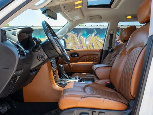 Used 2018 INFINITI QX80 4WD w/ Deluxe Technology Package image 35