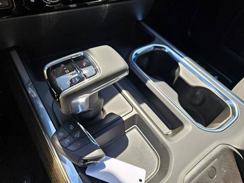 New 2026 Chevrolet Silverado 1500 RST w/ All Star Edition Plus AWD/4WD image 16