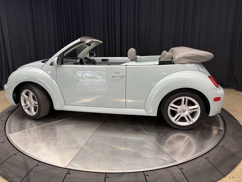 Used 2005 Volkswagen Beetle GLS FWD image 5