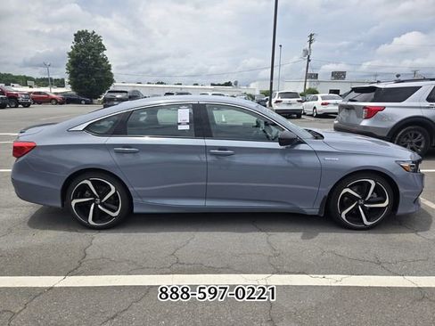 Used 2022 Honda Accord Sport image 8