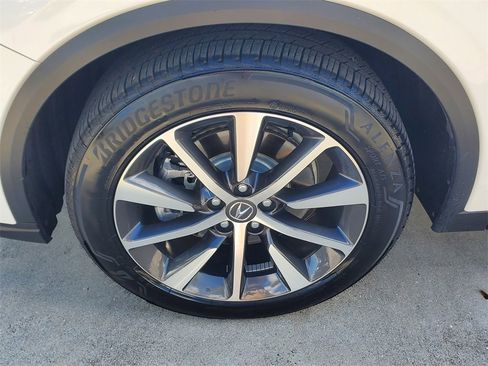 Used 2026 Acura MDX w/ Technology Package image 4