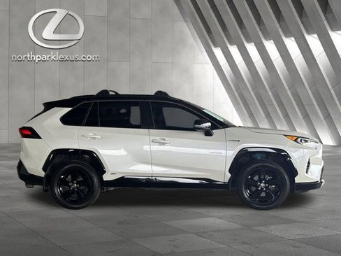 Used 2021 Toyota RAV4 XSE image 4