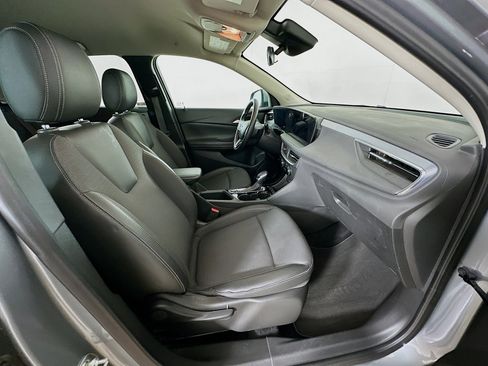 Used 2025 Buick Encore GX Preferred FWD image 29