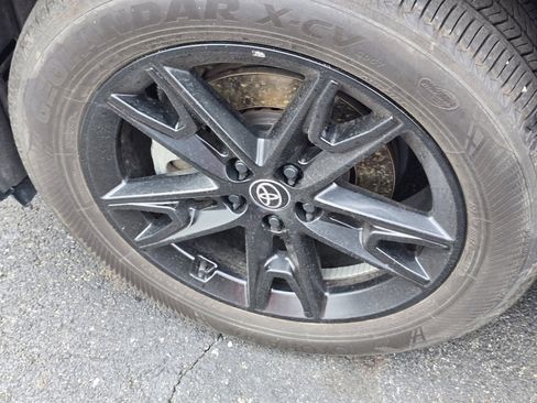 Certified 2025 Toyota Grand Highlander AWD Hybrid image 12