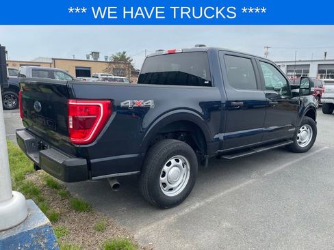 Used 2023 Ford F150 XL w/ Trailer Tow Package image 4