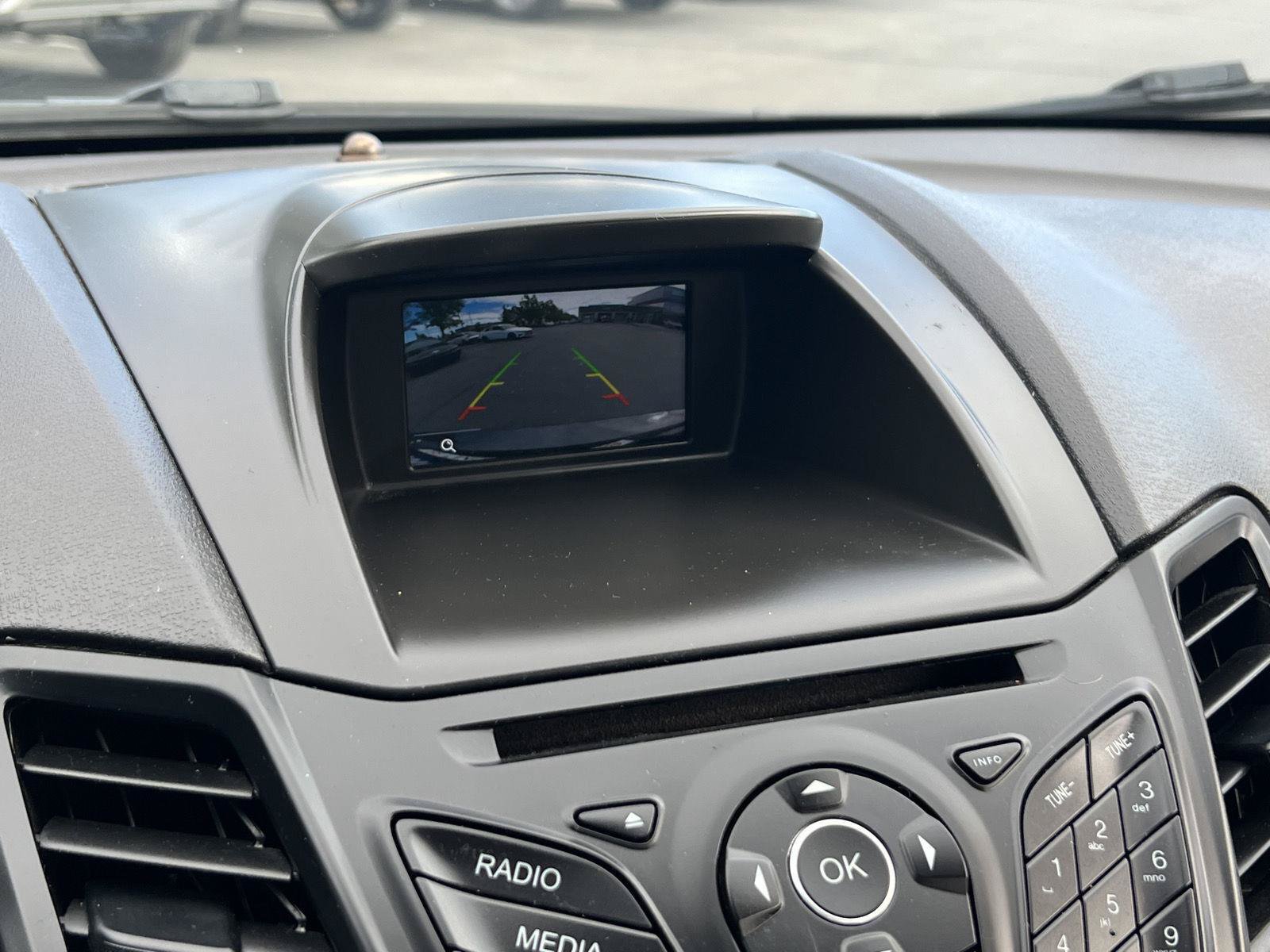 Used 2018 Ford Fiesta SE FWD image 8