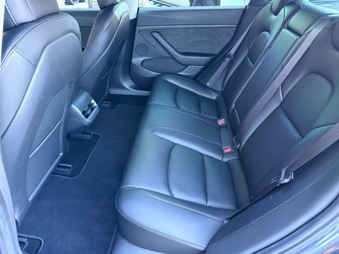 Used 2022 Tesla Model 3 Performance image 11