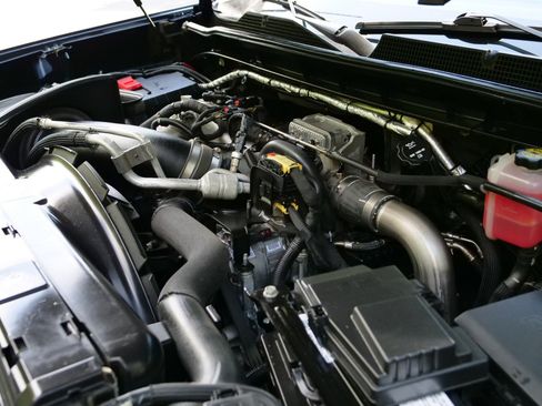 Used 2022 Chevrolet Silverado 2500 LTZ w/ LTZ Plus Package AWD/4WD image 54