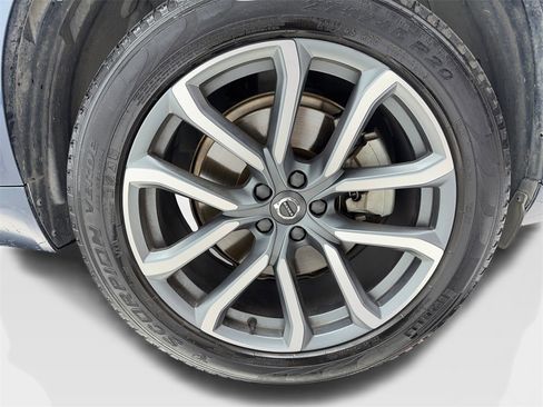 Used 2018 Volvo XC90 T5 Momentum w/ Convenience Package image 56