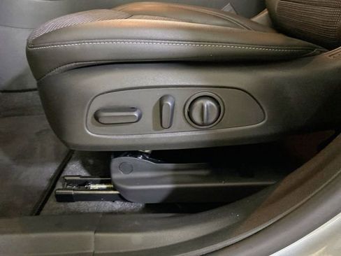 Used 2024 Buick Envista Preferred w/ Convenience I Package image 25