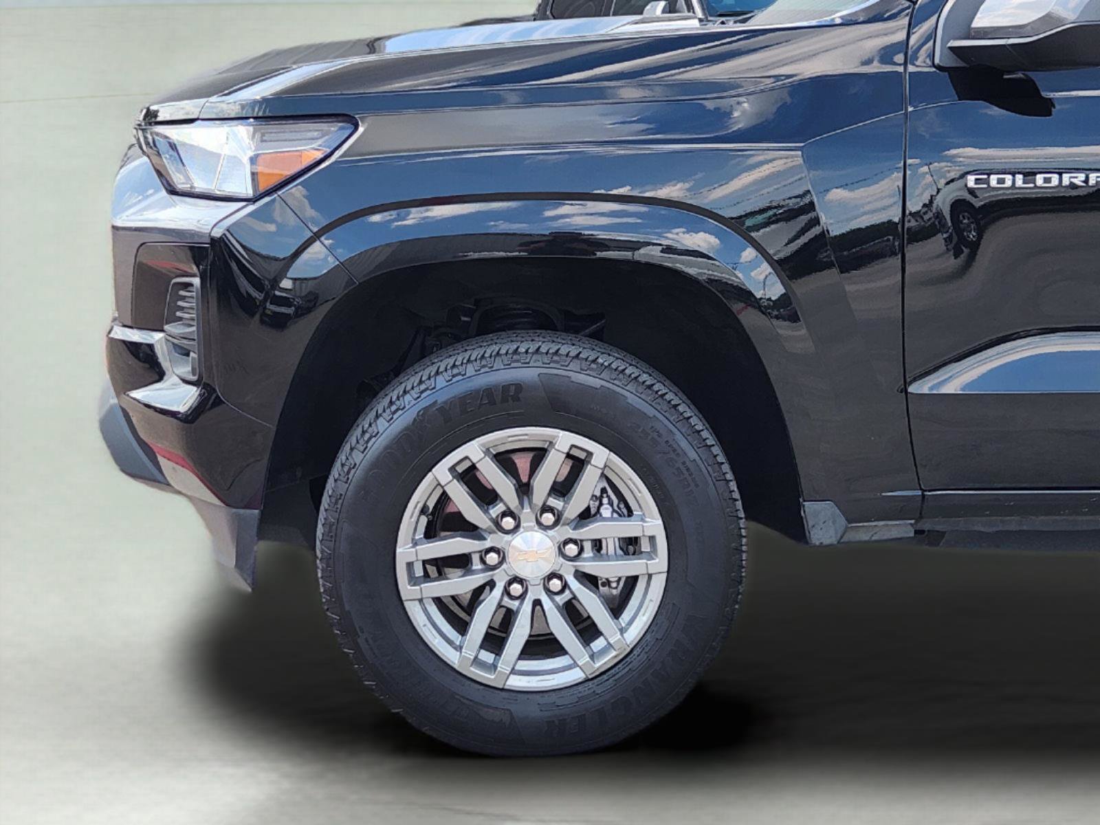 Certified 2024 Chevrolet Colorado LT w/ LT Convenience Package RWD image 8