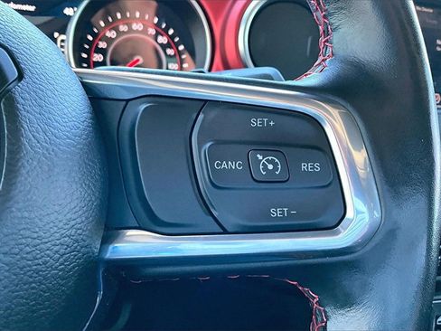 Used 2021 Jeep Wrangler Unlimited Rubicon w/ Cold Weather Group image 17