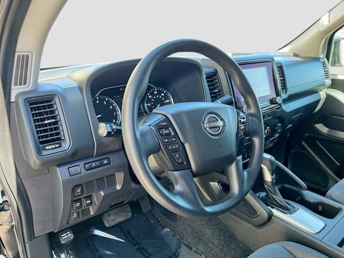 Used 2023 Nissan Frontier S w/ Technology Package AWD/4WD image 9