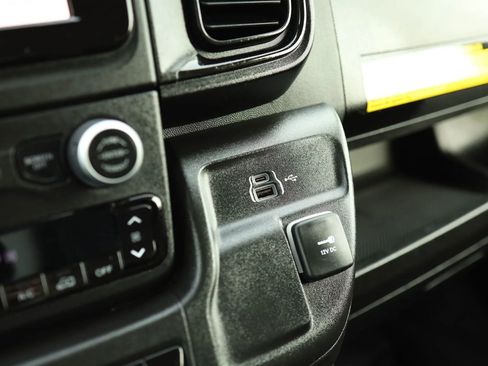 Used 2023 RAM ProMaster 3500 w/ Convenience Group image 24