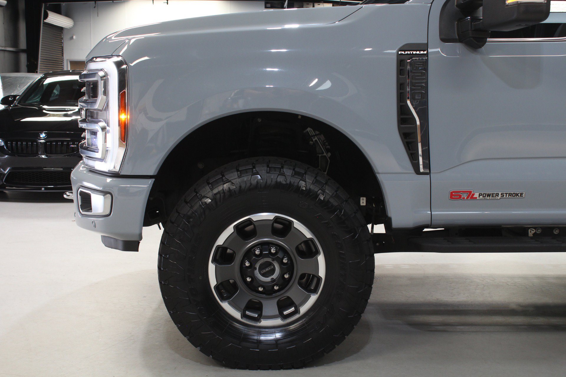 Used 2024 Ford F250 Platinum w/ Tremor Off-Road Package AWD/4WD image 4