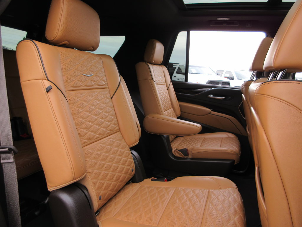 Certified 2022 Cadillac Escalade Sport w/ Touring Package AWD/4WD image 24