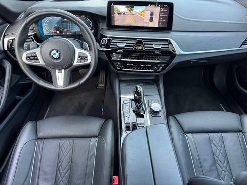 Used 2023 BMW M550i xDrive w/ Executive Package AWD/4WD image 15