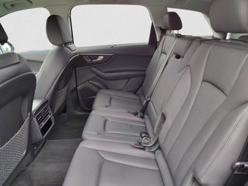 Used 2023 Audi Q7 2.0T Premium Plus image 18