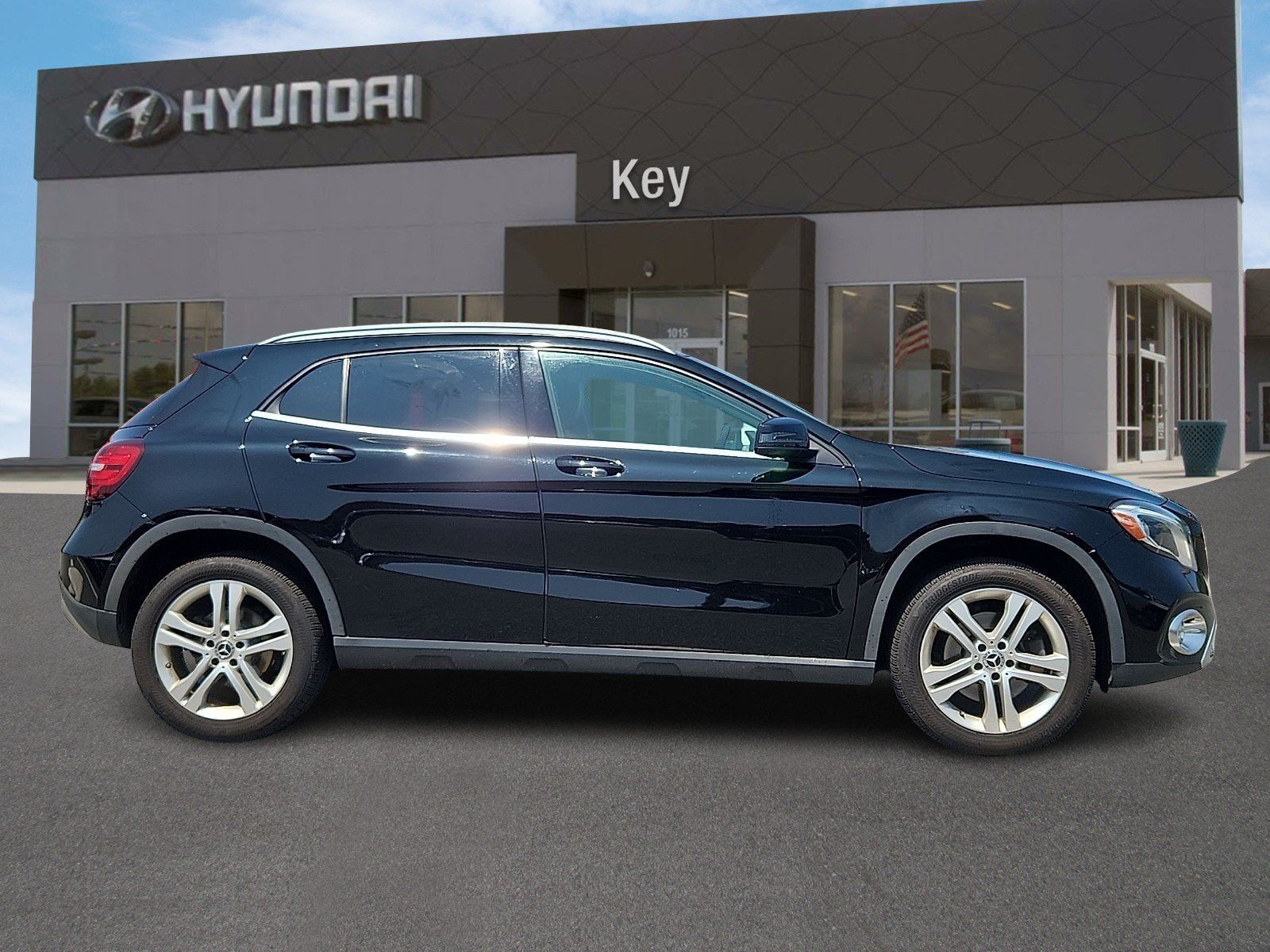 Used 2018 Mercedes-Benz GLA 250 4MATIC image 3