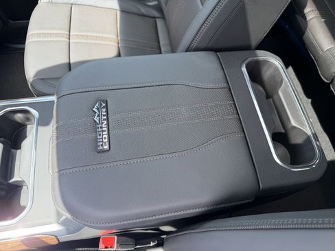 New 2026 Chevrolet Silverado 2500 High Country w/ High Country Premium Package AWD/4WD image 27