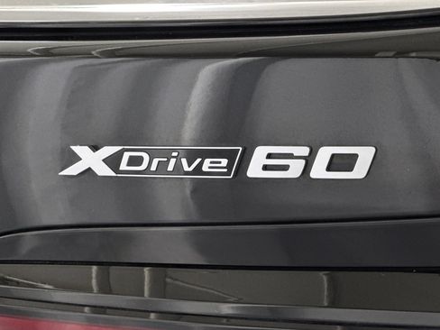 Used 2023 BMW i7 xDrive60 AWD/4WD image 26
