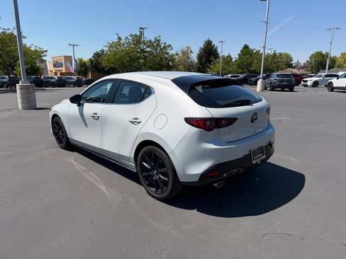 Certified 2025 MAZDA MAZDA3 s Sport FWD image 6
