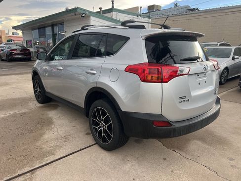 Used 2015 Toyota RAV4 LE AWD/4WD image 5