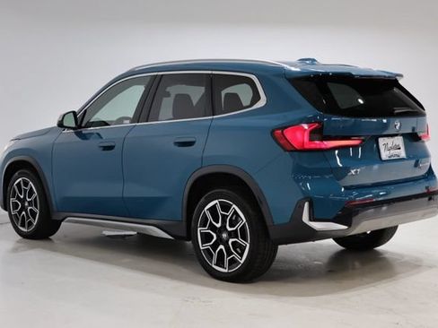 Used 2023 BMW X1 xDrive28i w/ Premium Package AWD/4WD image 5