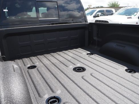 New 2025 RAM 2500 Limited image 9