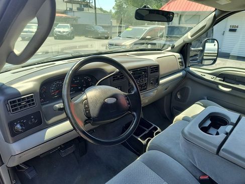 Used 2004 Ford F250 XLT AWD/4WD image 17