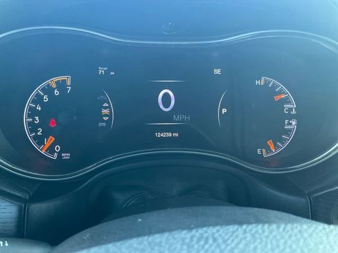 Used 2018 Jeep Grand Cherokee High Altitude image 22