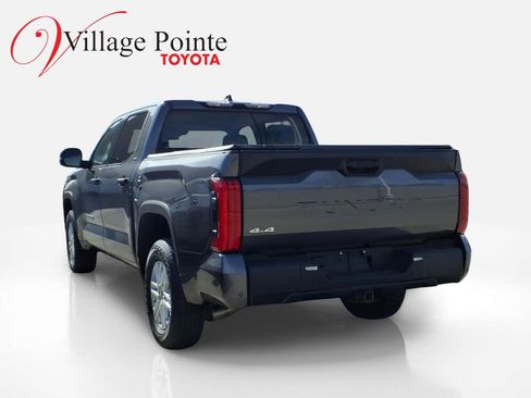 Used 2023 Toyota Tundra SR5 w/ SR5 Convenience Package image 5