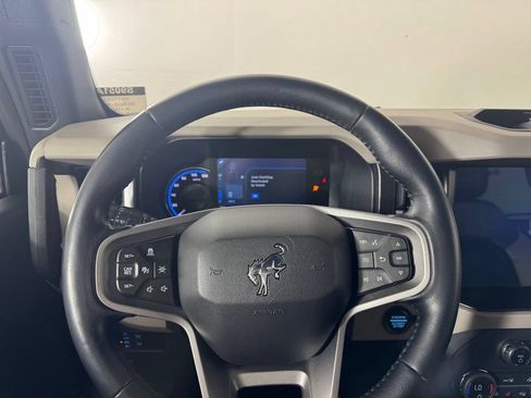 Used 2023 Ford Bronco Wildtrak AWD/4WD image 13