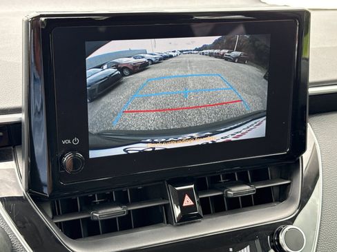 Used 2024 Toyota Corolla LE FWD image 22