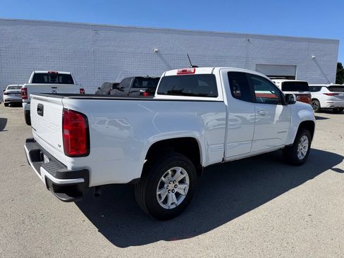 Used 2022 Chevrolet Colorado LT w/ Safety Package RWD image 3