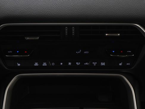 Certified 2024 MAZDA CX-90 Plug-In Hybrid w/ Preferred image 21