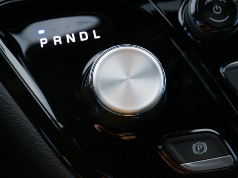 New 2026 Chrysler Pacifica Select image 19