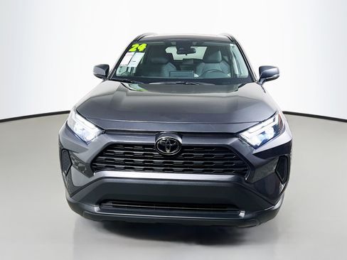 Used 2024 Toyota RAV4 XLE w/ Convenience Package FWD image 11