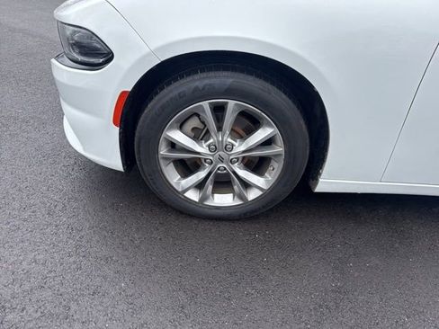 Used 2022 Dodge Charger SXT image 16