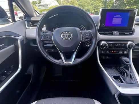 Used 2024 Toyota RAV4 XLE w/ Convenience Package AWD/4WD image 17