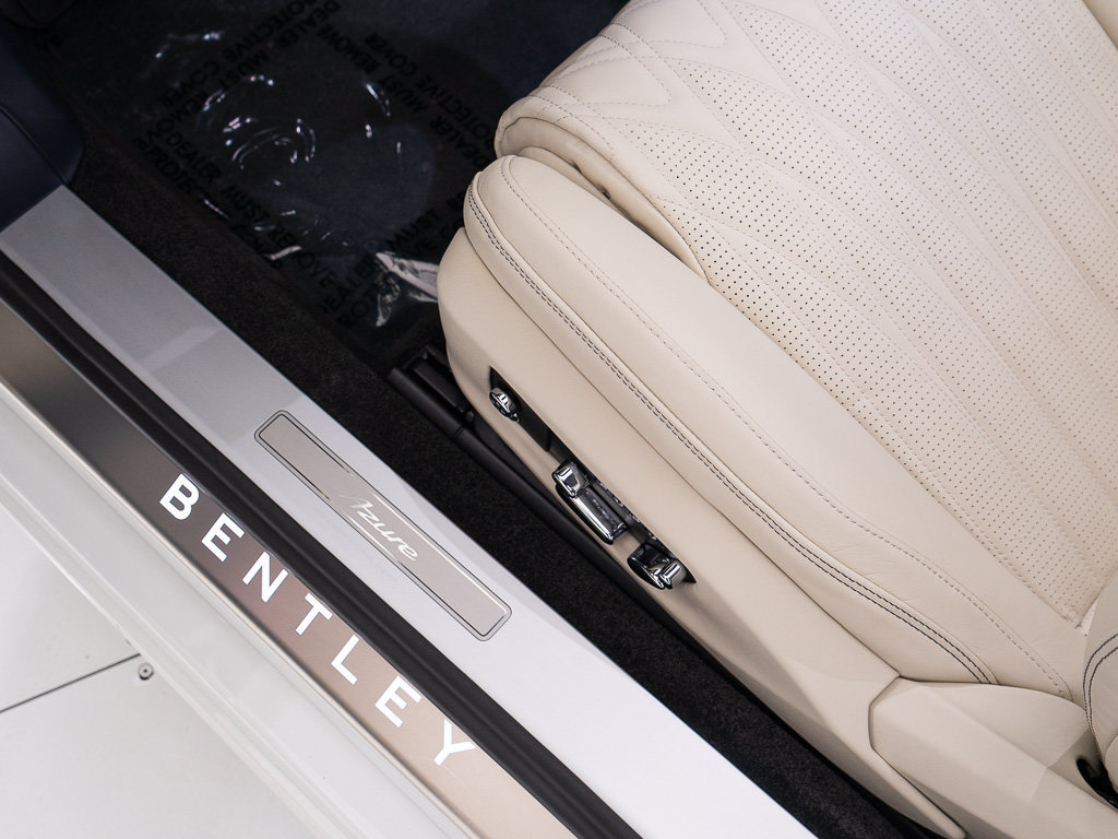 Used 2026 Bentley Continental GT Azure AWD/4WD image 20