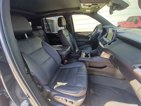 Used 2023 Chevrolet Tahoe RST w/ Luxury Package AWD/4WD image 37