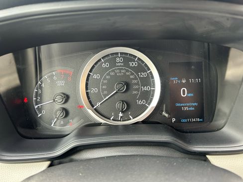 Used 2020 Toyota Corolla LE image 11