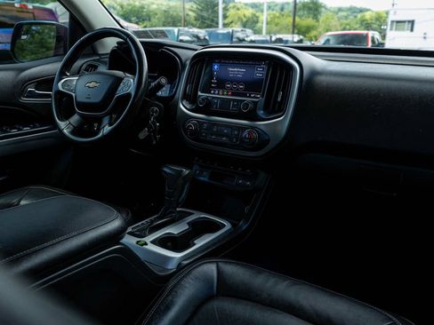 Used 2019 Chevrolet Colorado ZR2 w/ ZR2 Dusk Special Edition AWD/4WD image 32