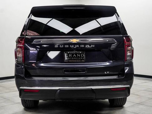 Used 2024 Chevrolet Suburban LT AWD/4WD image 12