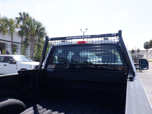Used 2022 Ford F250 XL w/ Power Equipment Group AWD/4WD image 8