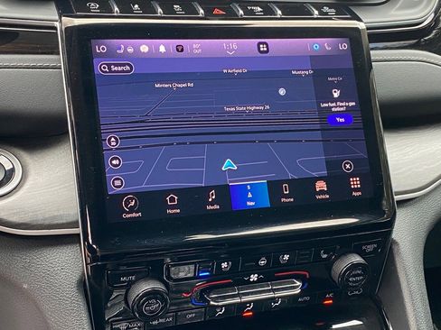 Used 2023 Jeep Grand Cherokee L Limited w/ Luxury Tech Group II image 29